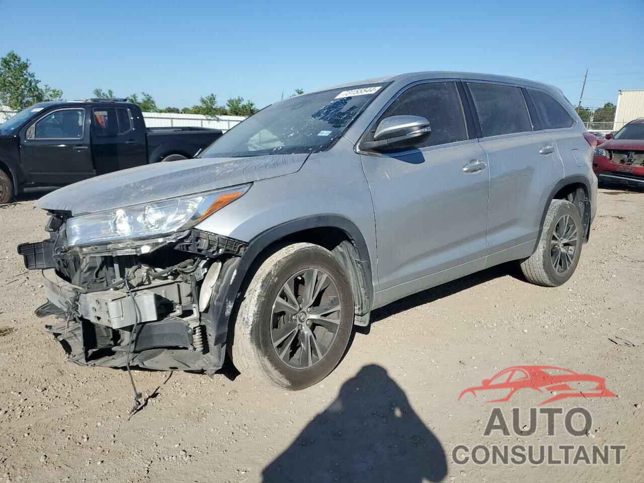 TOYOTA HIGHLANDER 2018 - 5TDZZRFH4JS237068