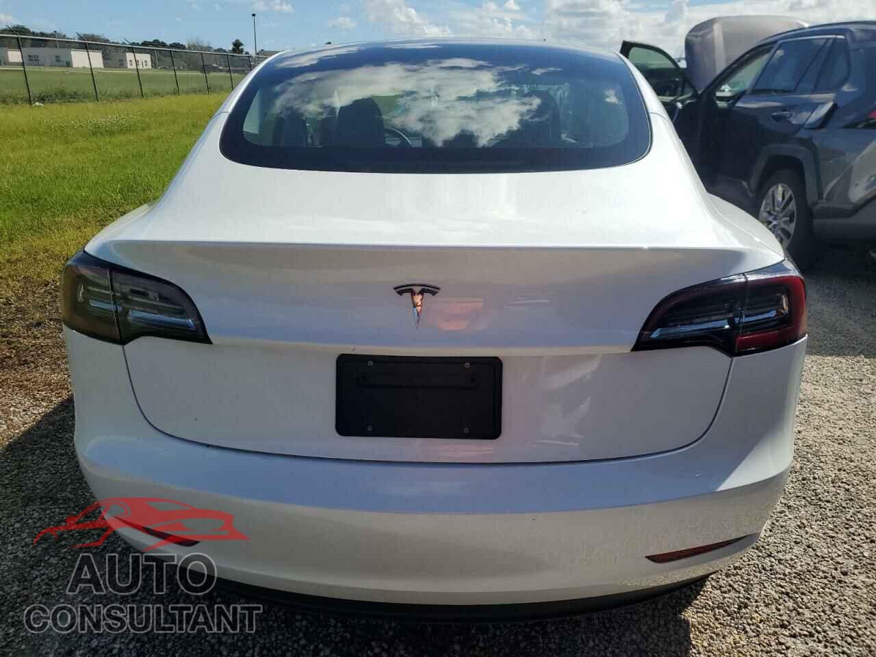 TESLA MODEL 3 2023 - 5YJ3E1EA1PF494970
