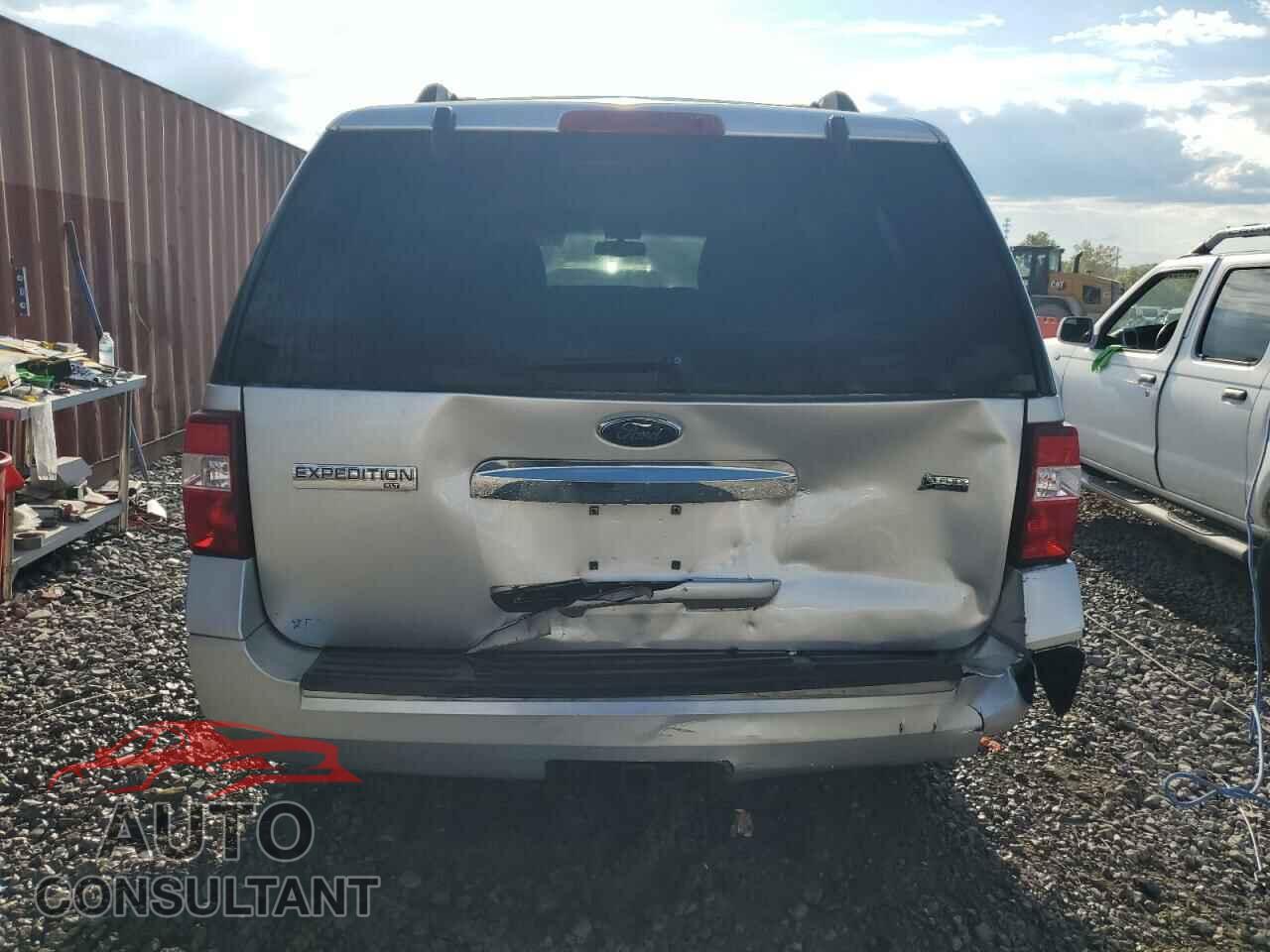 FORD EXPEDITION 2010 - 1FMJU1F59AEB51582