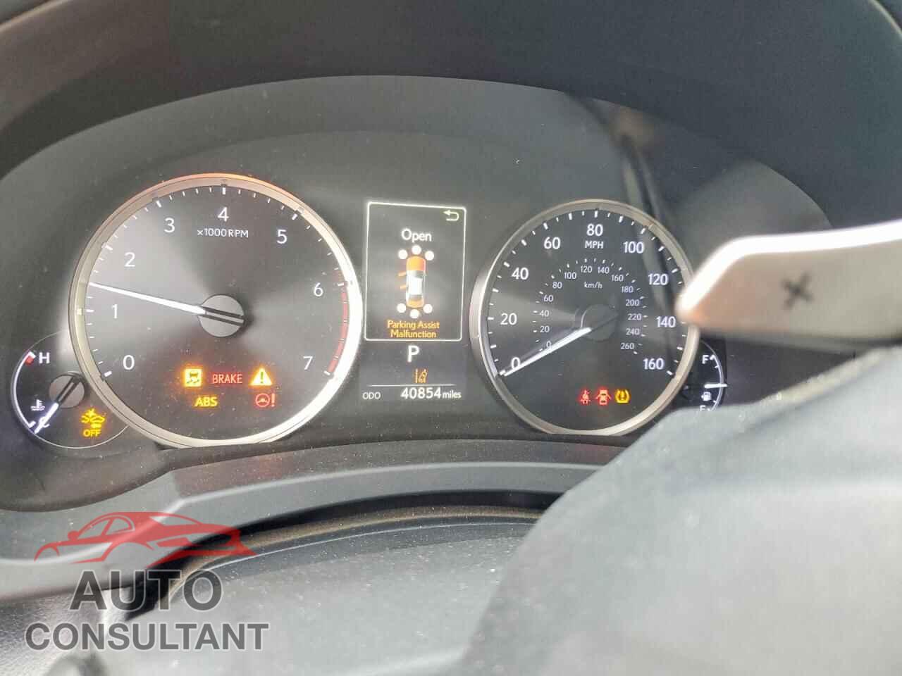 LEXUS IS 2020 - JTHDA1D25L5108877
