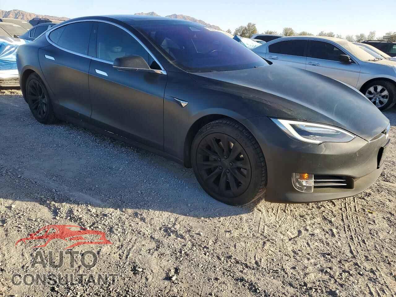 TESLA MODEL S 2017 - 5YJSA1E12HF215499