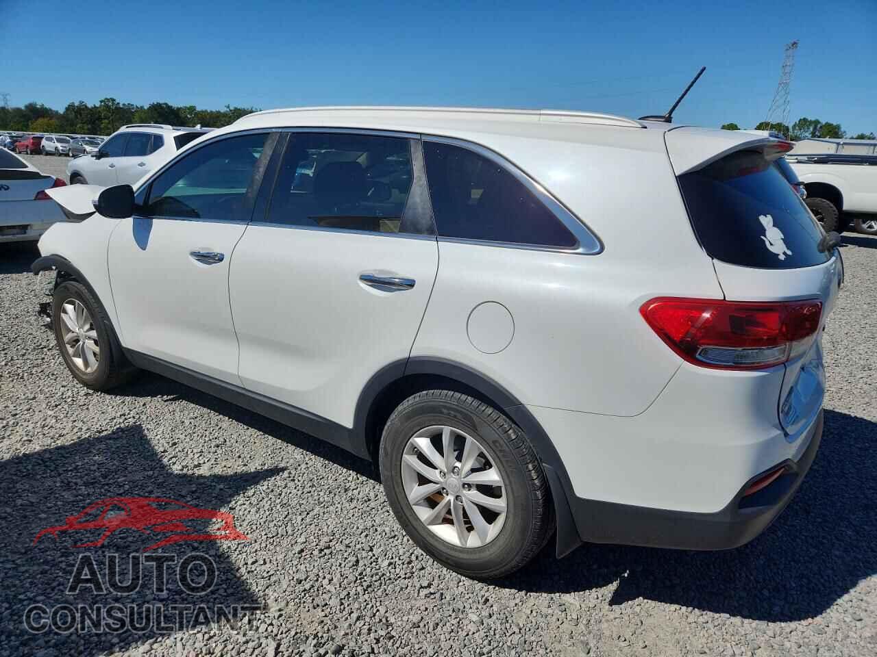 KIA SORENTO 2017 - 5XYPG4A35HG230102