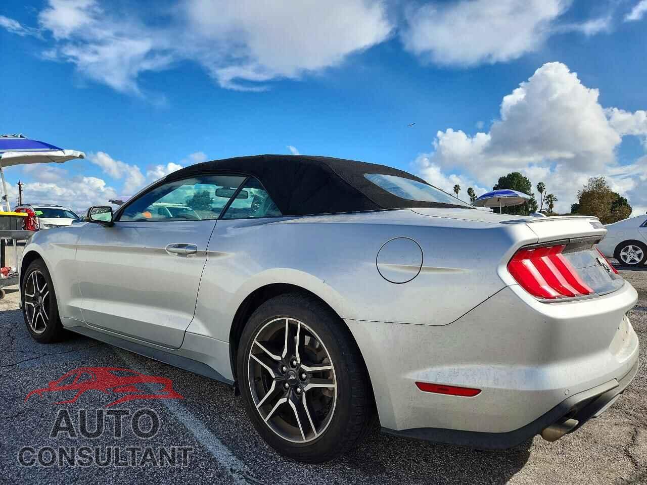 FORD MUSTANG 2019 - 1FATP8UH8K5104285