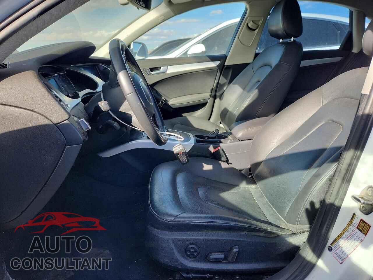AUDI A4 2012 - WAUAFAFL1CN008767