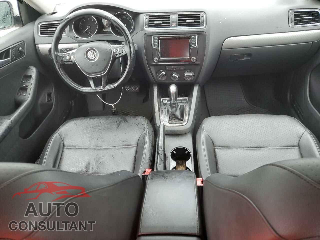 VOLKSWAGEN JETTA 2017 - 3VWDB7AJ3HM244310