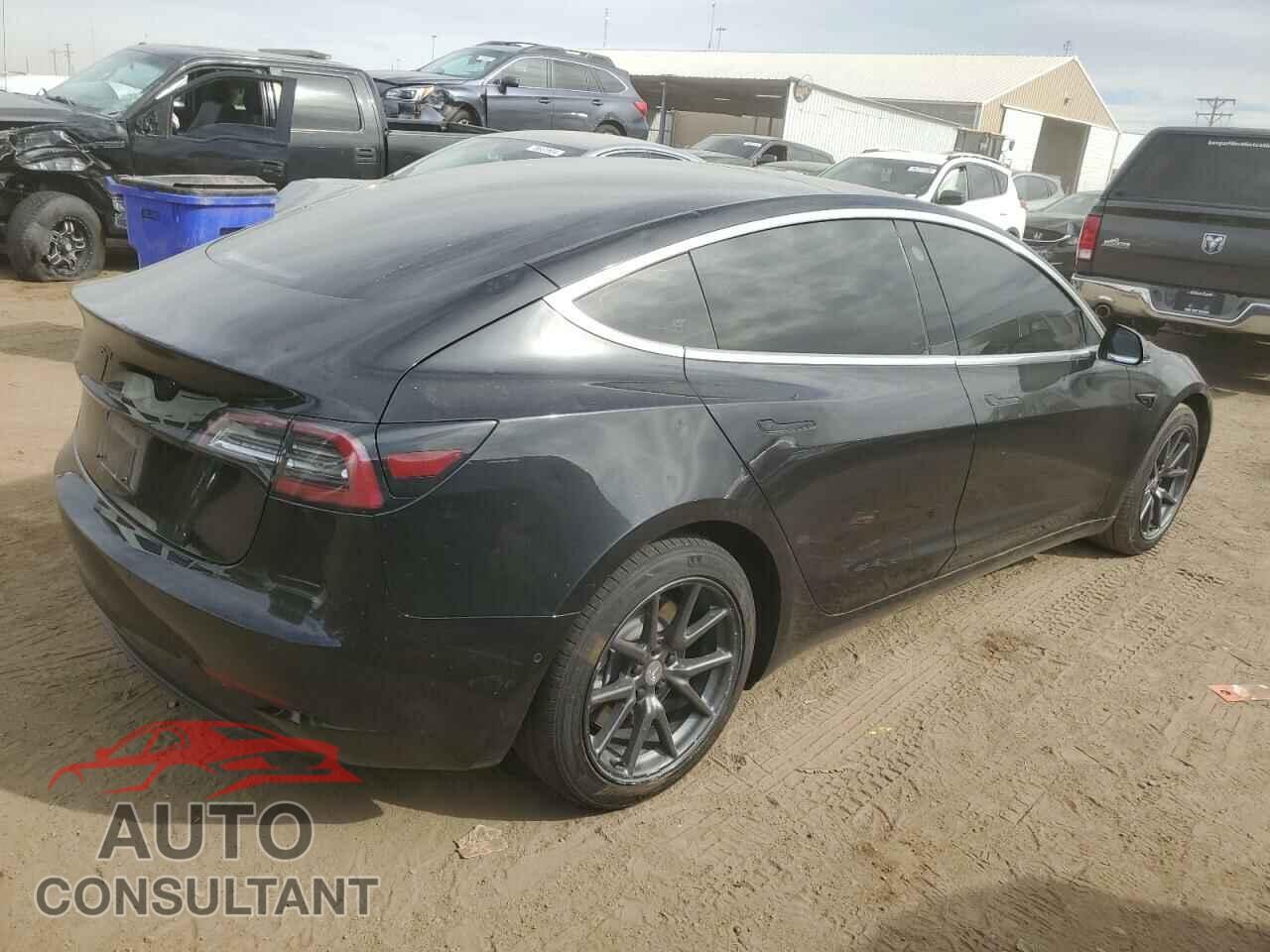 TESLA MODEL 3 2018 - 5YJ3E1EB6JF098209
