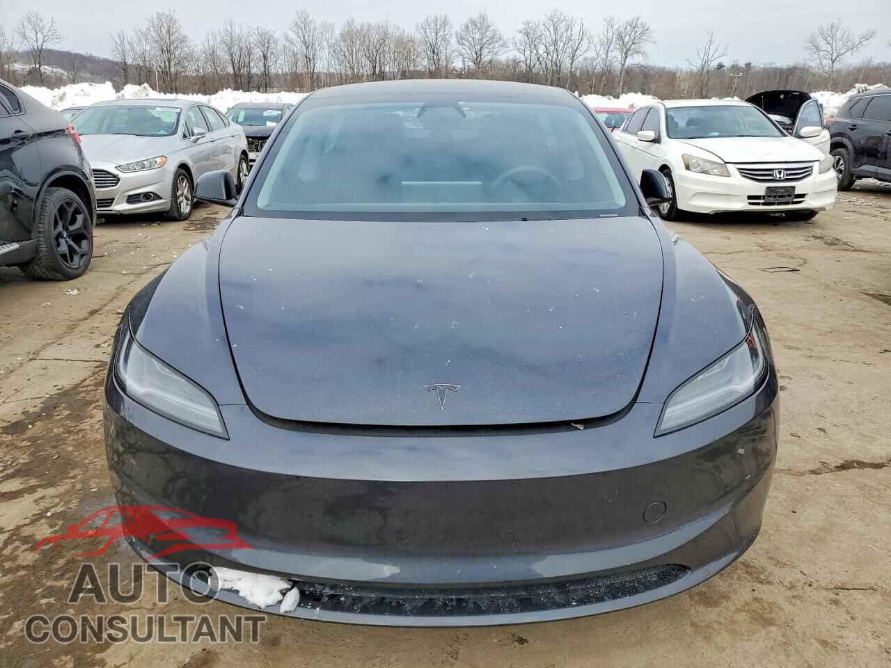 TESLA MODEL 3 2024 - 5YJ3E1EB7RF754803