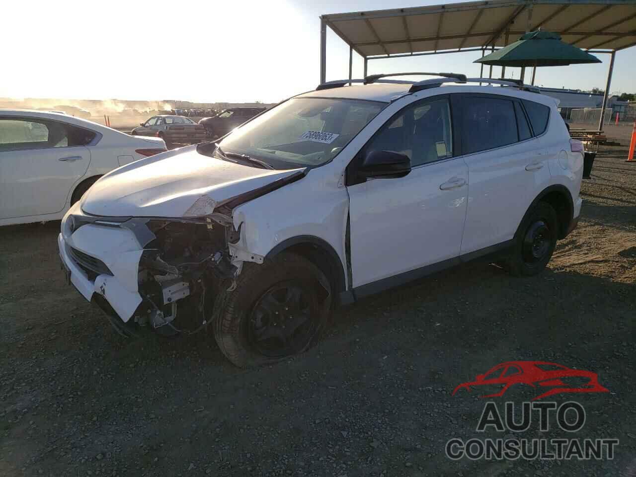 TOYOTA RAV4 2018 - JTMZFREVXJD110126