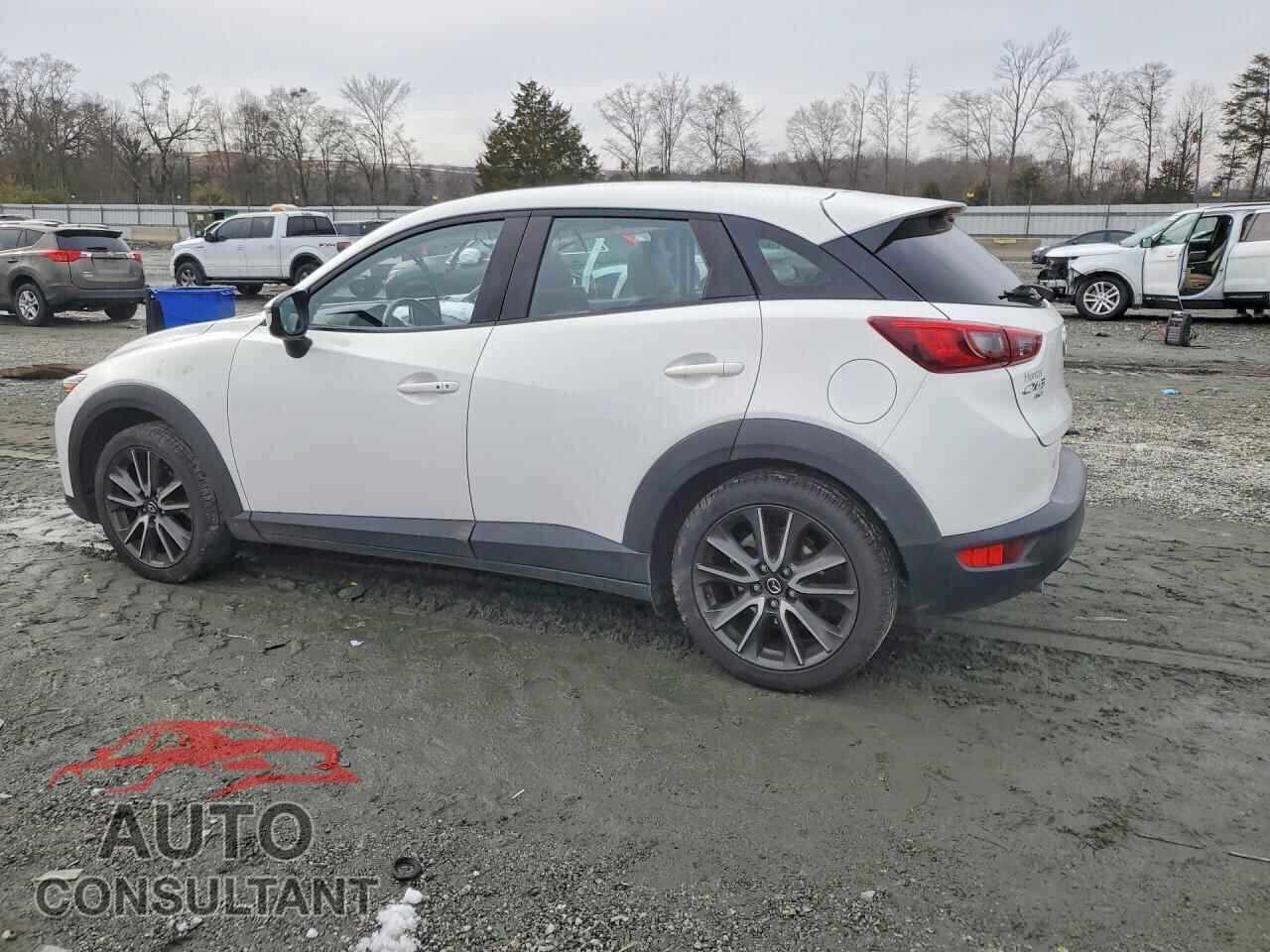 MAZDA CX-3 2017 - JM1DKFC7XH0146425