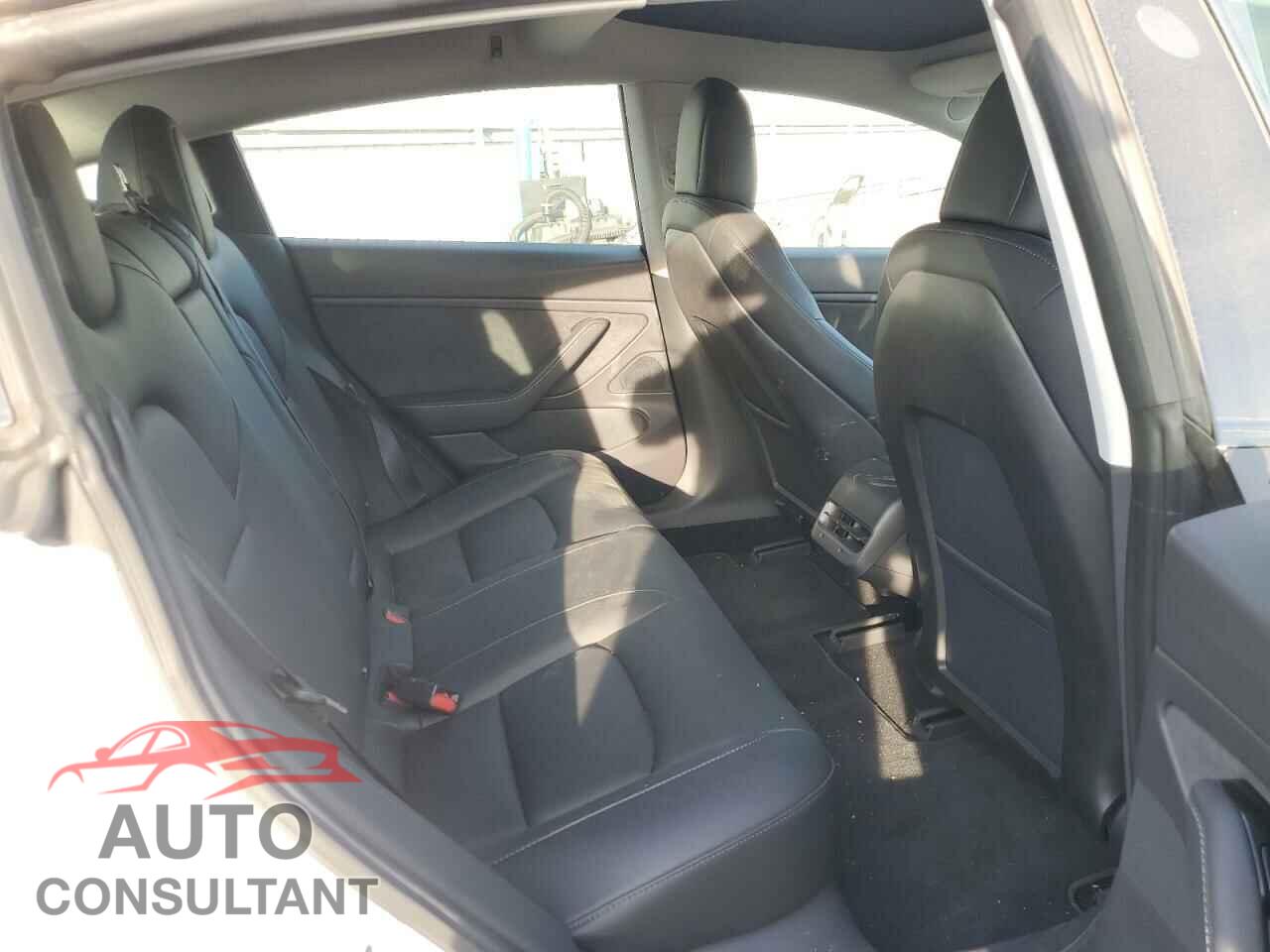 TESLA MODEL 3 2018 - 5YJ3E1EA4JF162402