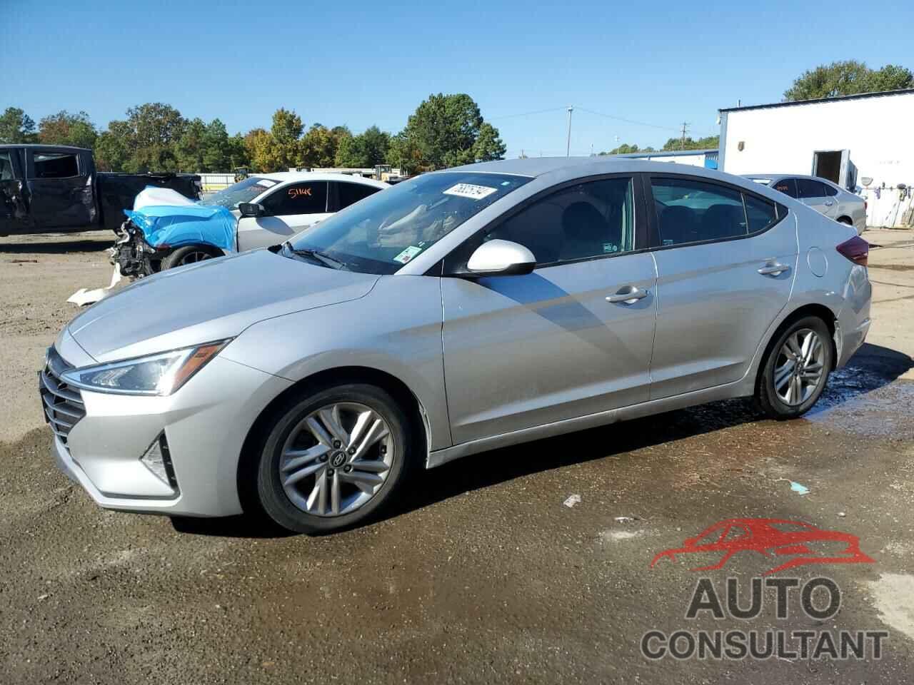 HYUNDAI ELANTRA 2019 - KMHD84LF5KU755072