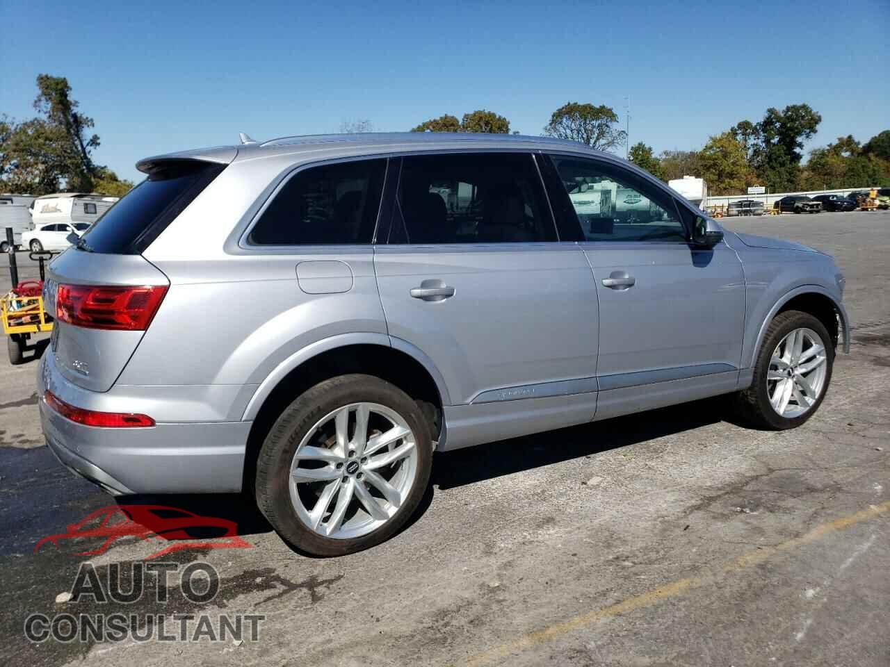 AUDI Q7 2017 - WA1VAAF76HD005649
