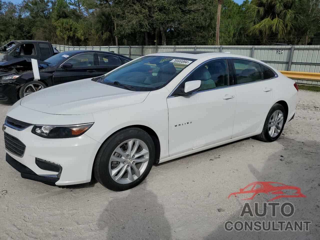 CHEVROLET MALIBU 2018 - 1G1ZD5ST1JF128402