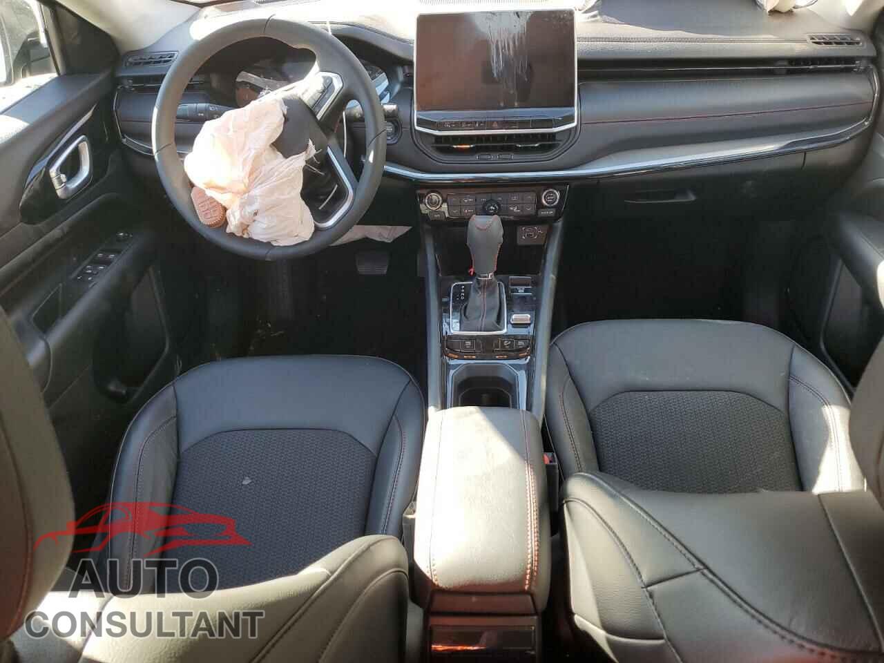 JEEP COMPASS 2022 - 3C4NJDDB0NT163473