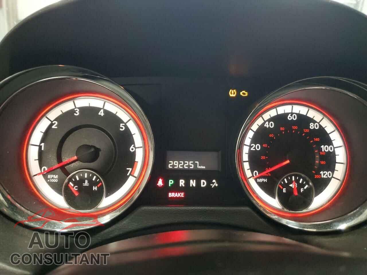 DODGE CARAVAN 2019 - 2C4RDGBG6KR590678