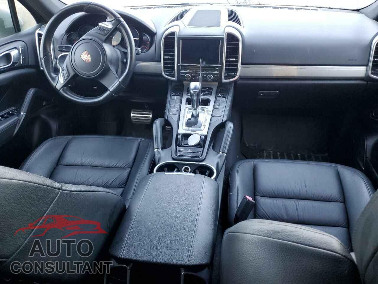 PORSCHE CAYENNE 2012 - WP1AE2A25CLA90720