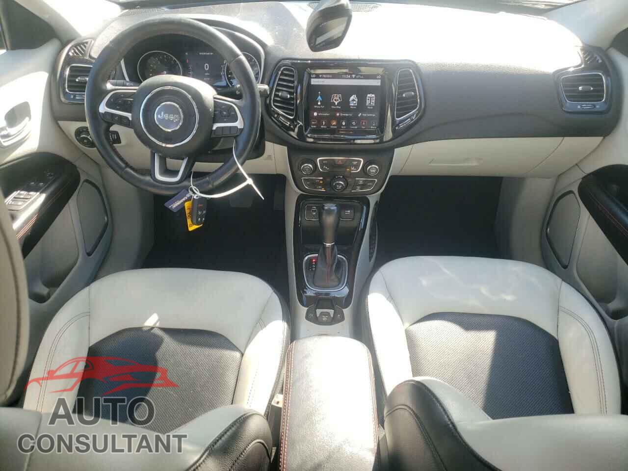 JEEP COMPASS 2018 - 3C4NJCCB9JT358770