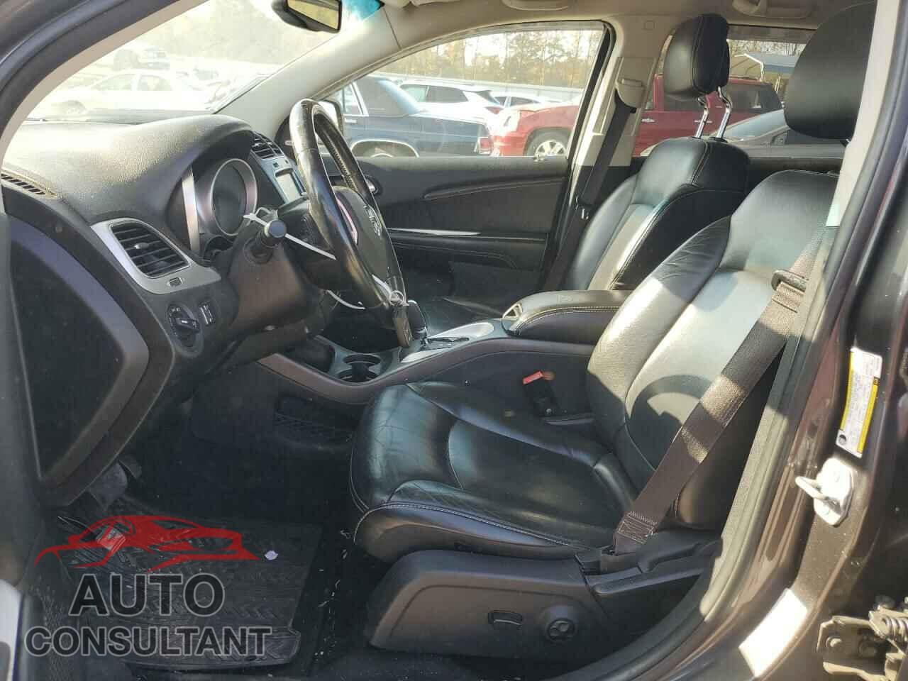 DODGE JOURNEY 2015 - 3C4PDCBGXFT577919