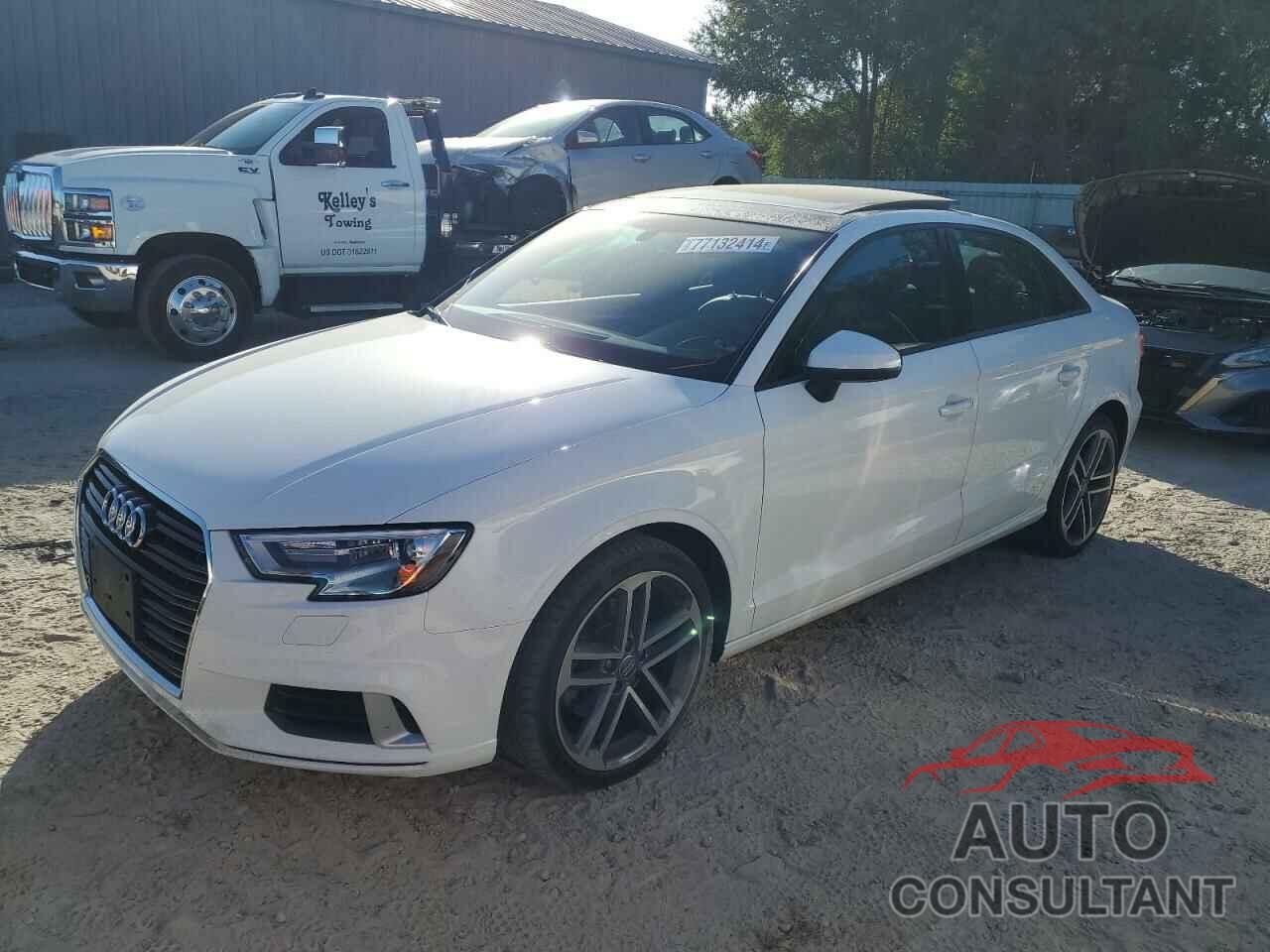 AUDI A3 2018 - WAUAUGFF8J1037030