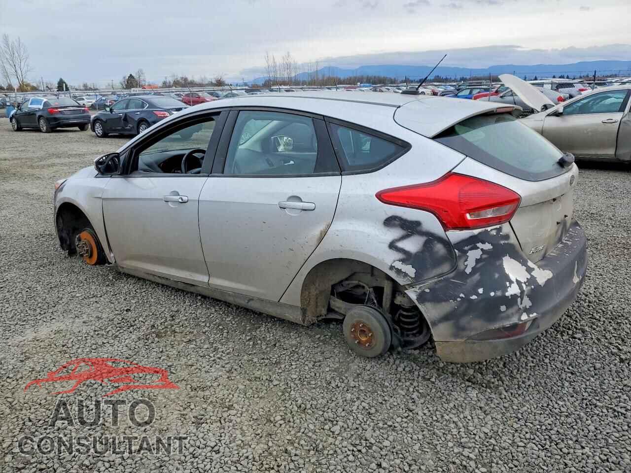 FORD FOCUS 2017 - 1FADP3K23HL263922