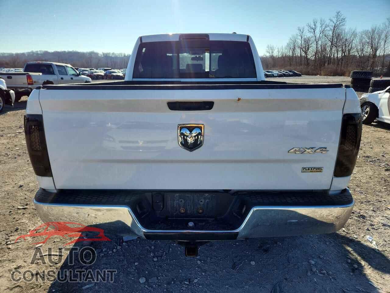 DODGE RAM 1500 2012 - 1C6RD7GP1CS102446