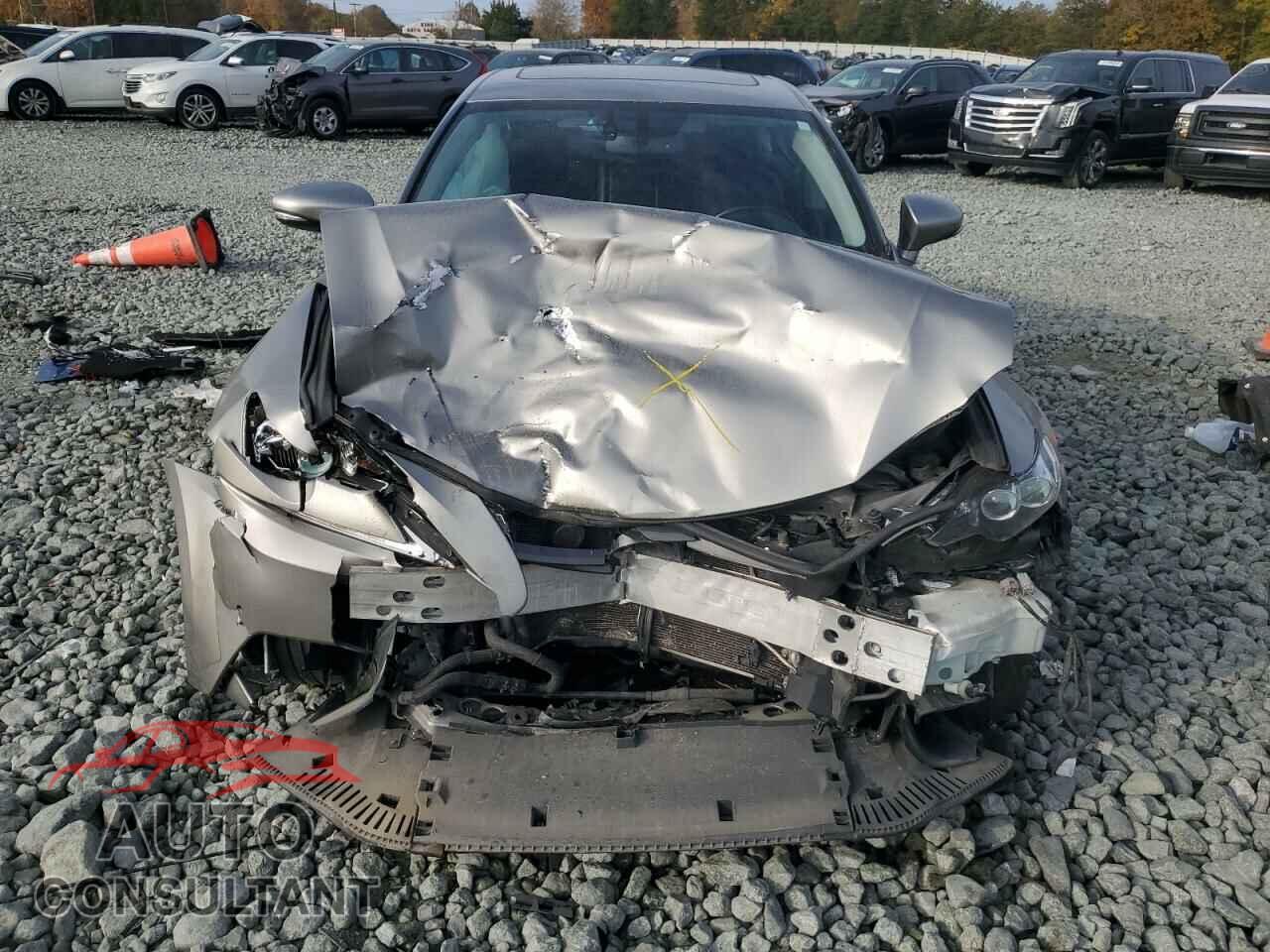 LEXUS IS 2016 - JTHBA1D26G5018845