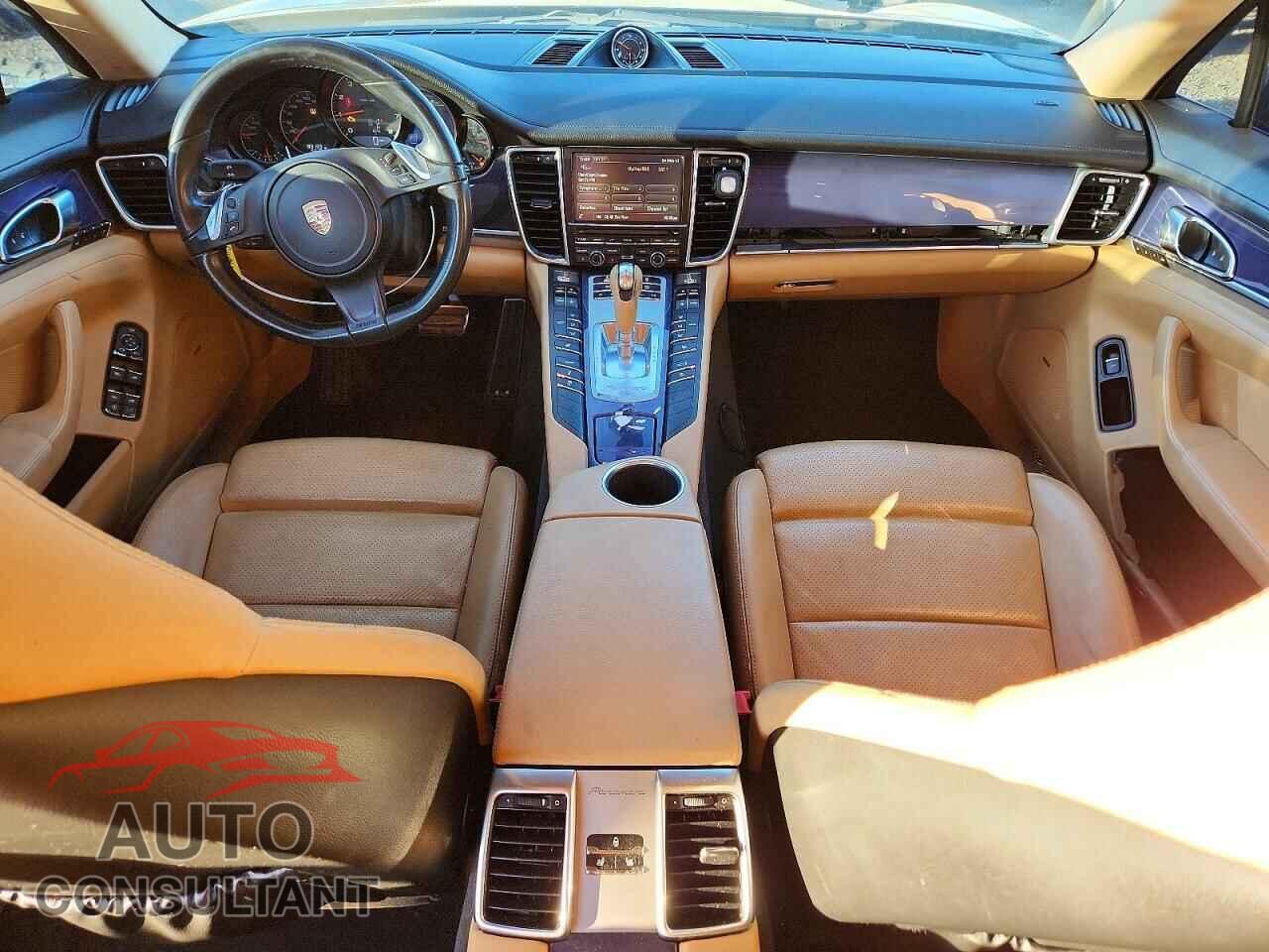 PORSCHE PANAMERA 2013 - WP0AA2A76DL015597