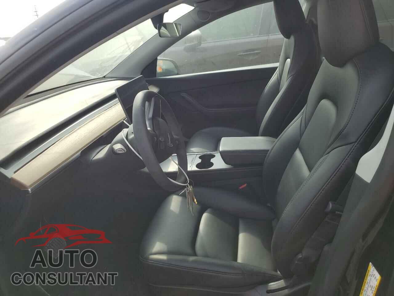 TESLA MODEL Y 2022 - 7SAYGDEE8NF387208