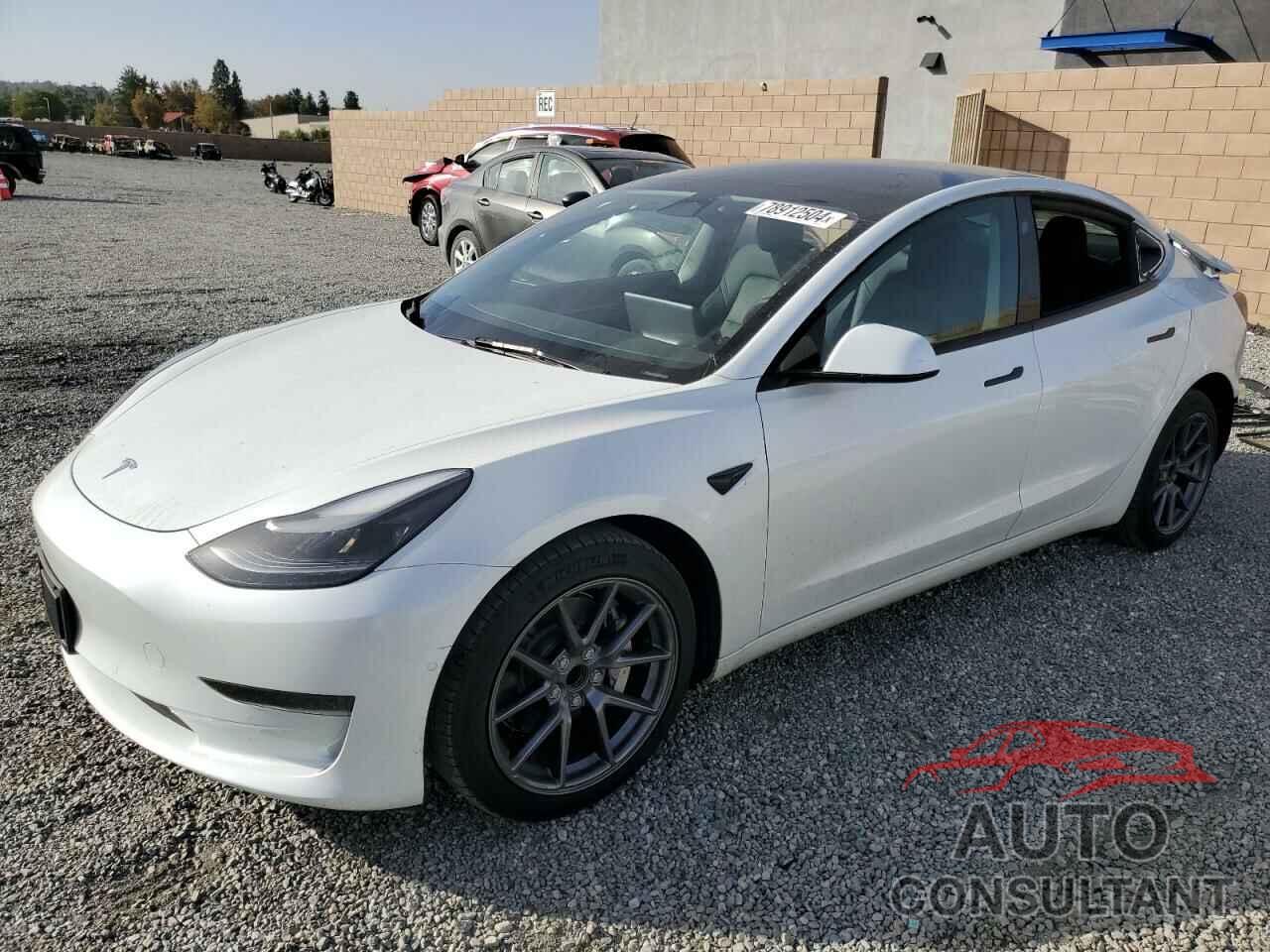 TESLA MODEL 3 2022 - 5YJ3E1EA2NF375323