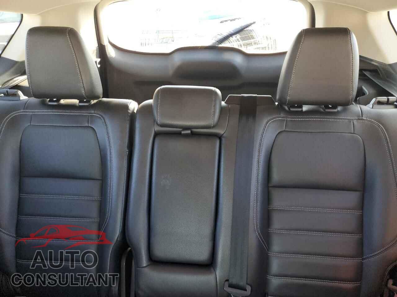 FORD ESCAPE 2017 - 1FMCU0JD0HUB36440