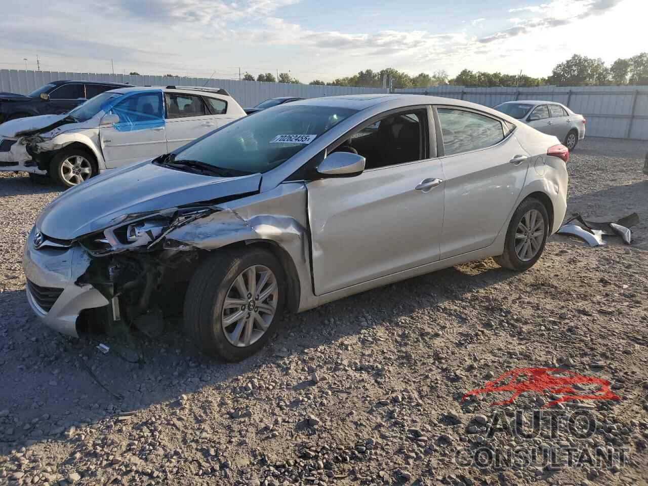 HYUNDAI ELANTRA 2015 - 5NPDH4AE2FH641092