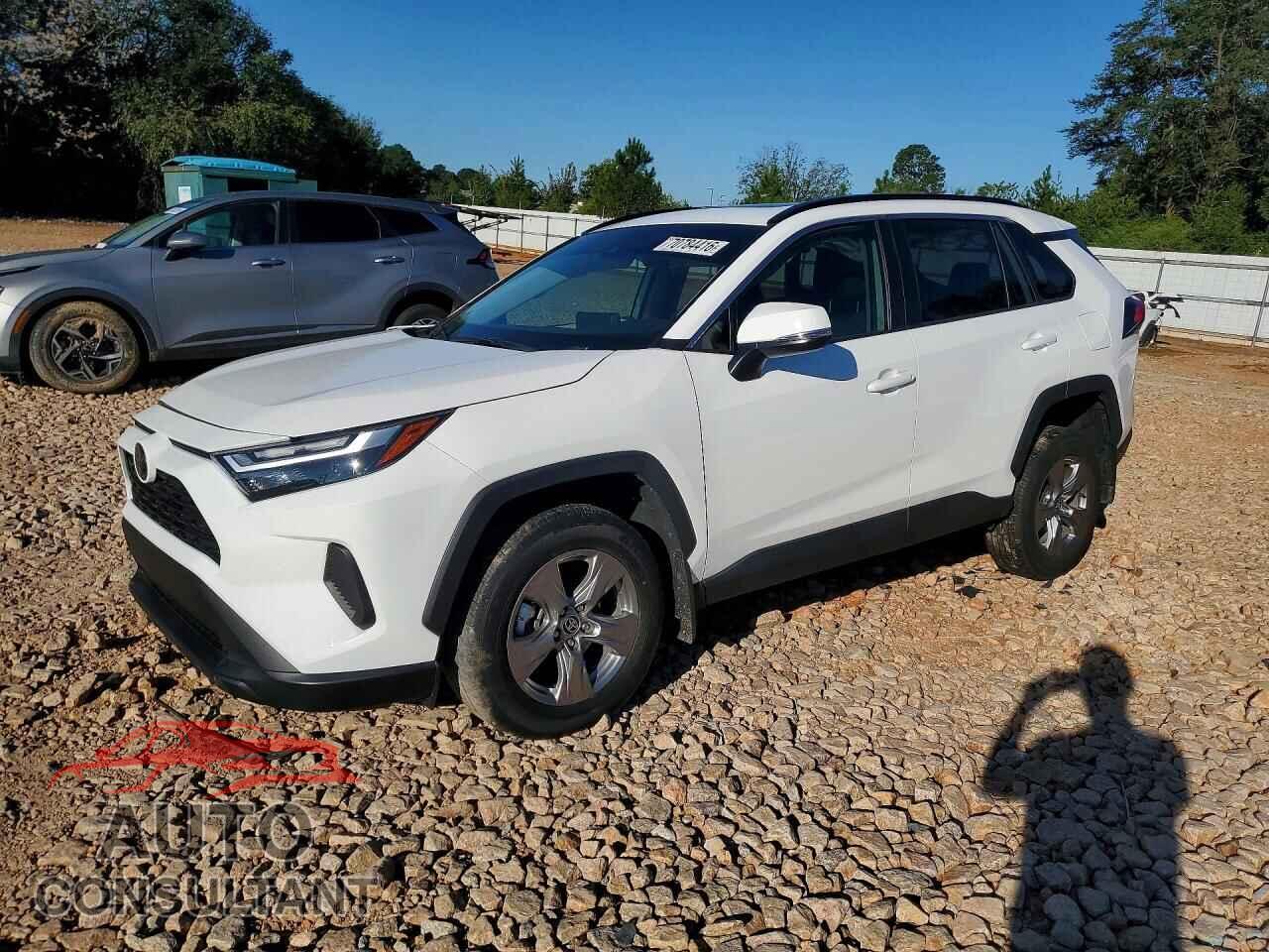 TOYOTA RAV4 2024 - 2T3W1RFV9RC275357