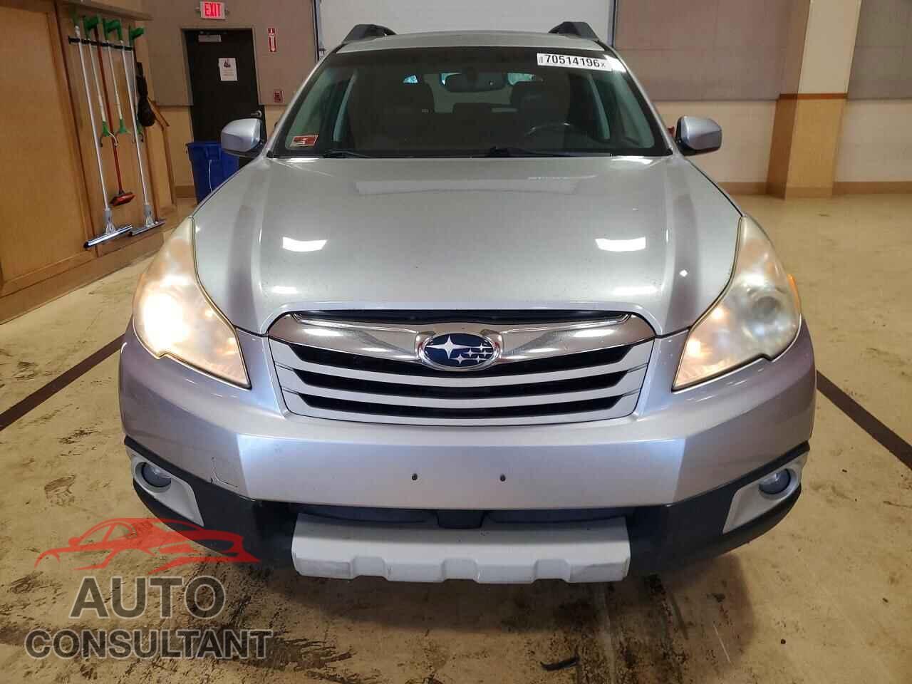 SUBARU OUTBACK 2012 - 4S4BRBKC8C3237125