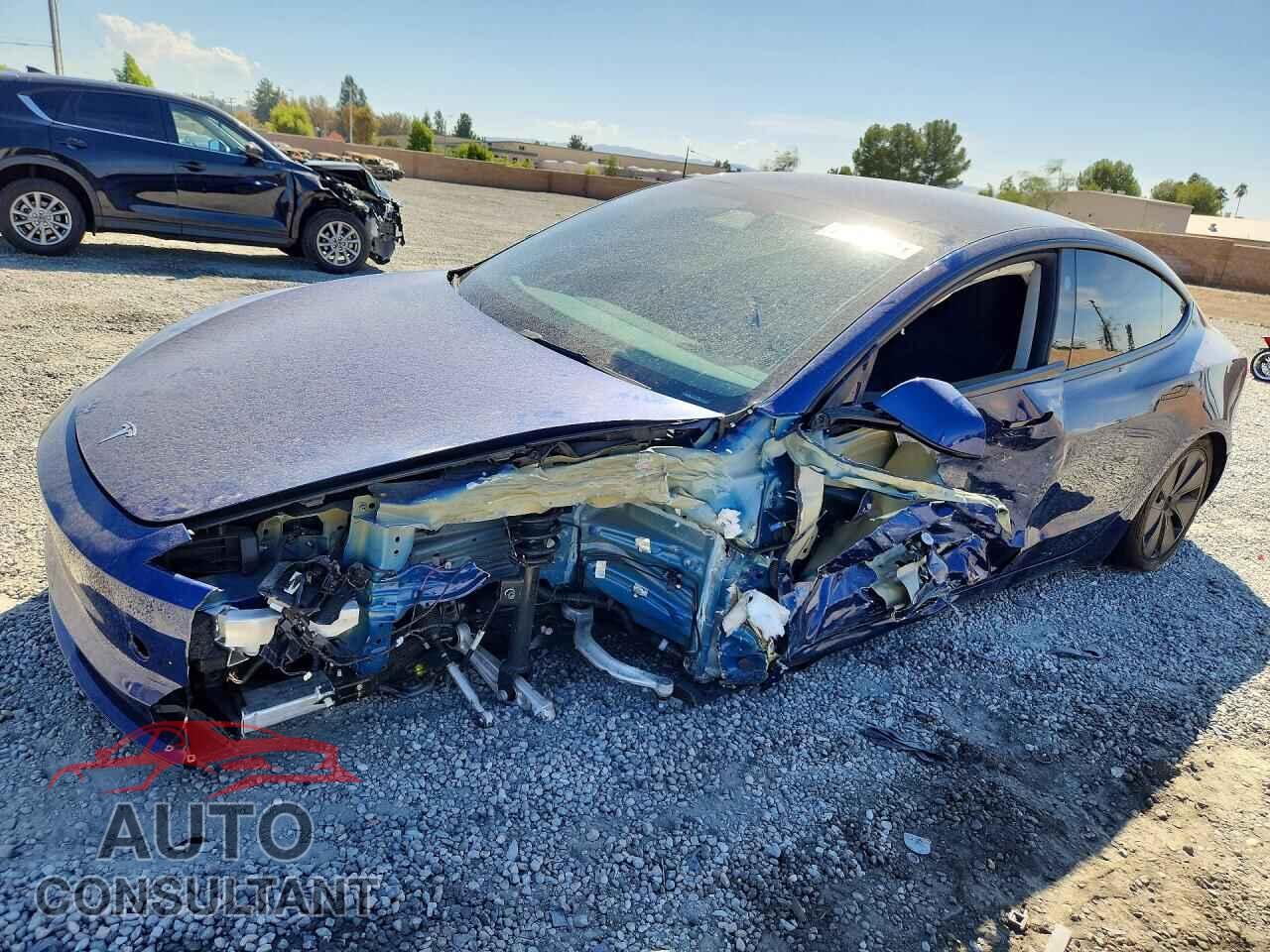 TESLA MODEL 3 2024 - 5YJ3E1EA7RF739256