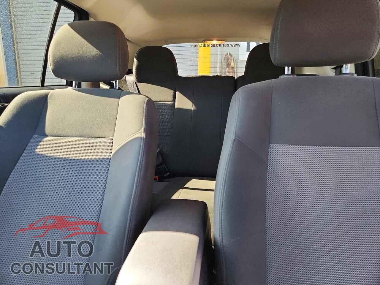 JEEP COMPASS 2017 - 1C4NJDBB4HD143708