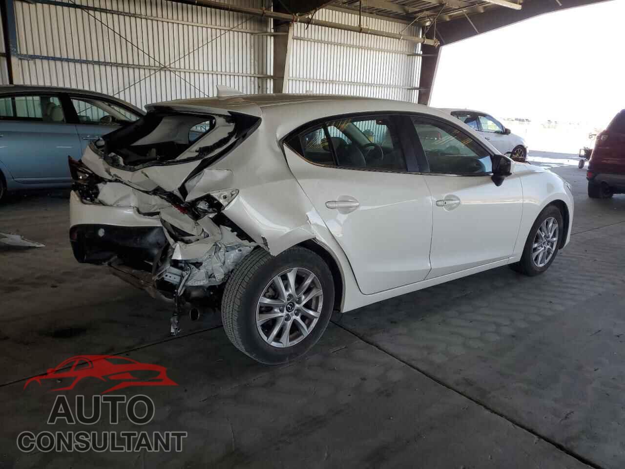 MAZDA 3 2016 - JM1BM1N70G1341699