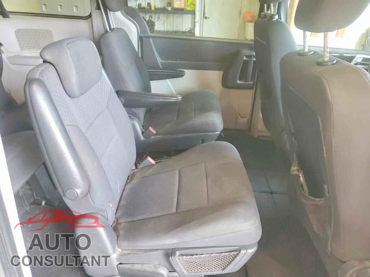 DODGE CARAVAN 2010 - 2D4RN5D17AR215930