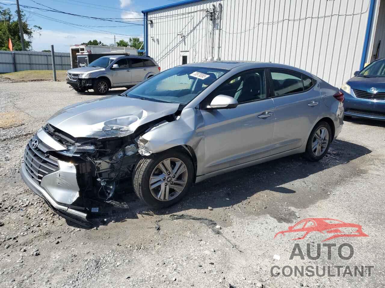 HYUNDAI ELANTRA 2020 - 5NPD84LFXLH561296