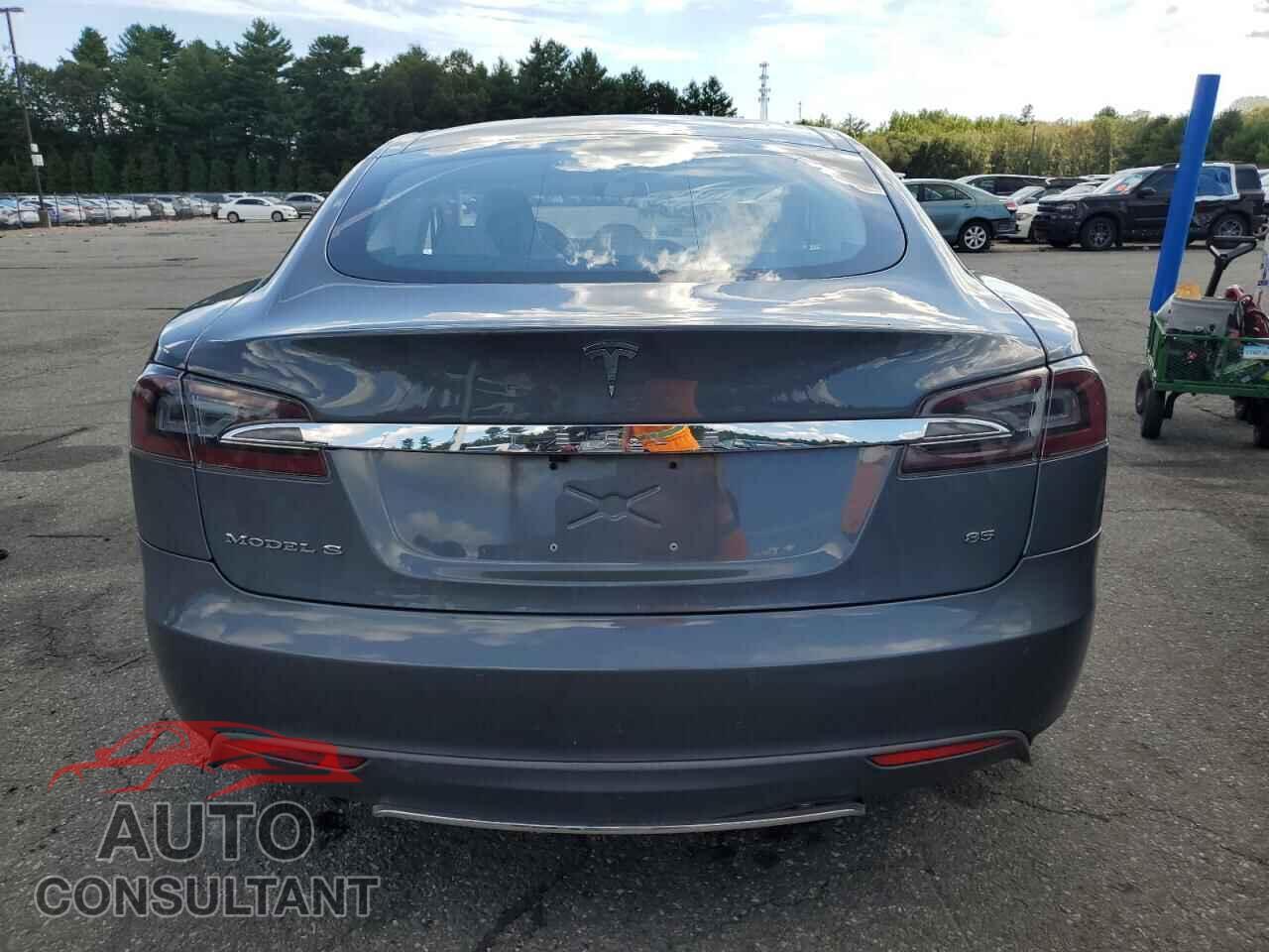 TESLA MODEL S 2014 - 5YJSA1H11EFP41212