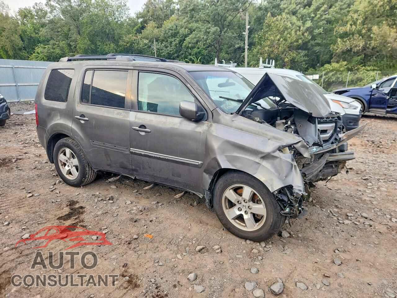 HONDA PILOT 2011 - 5FNYF4H61BB079362