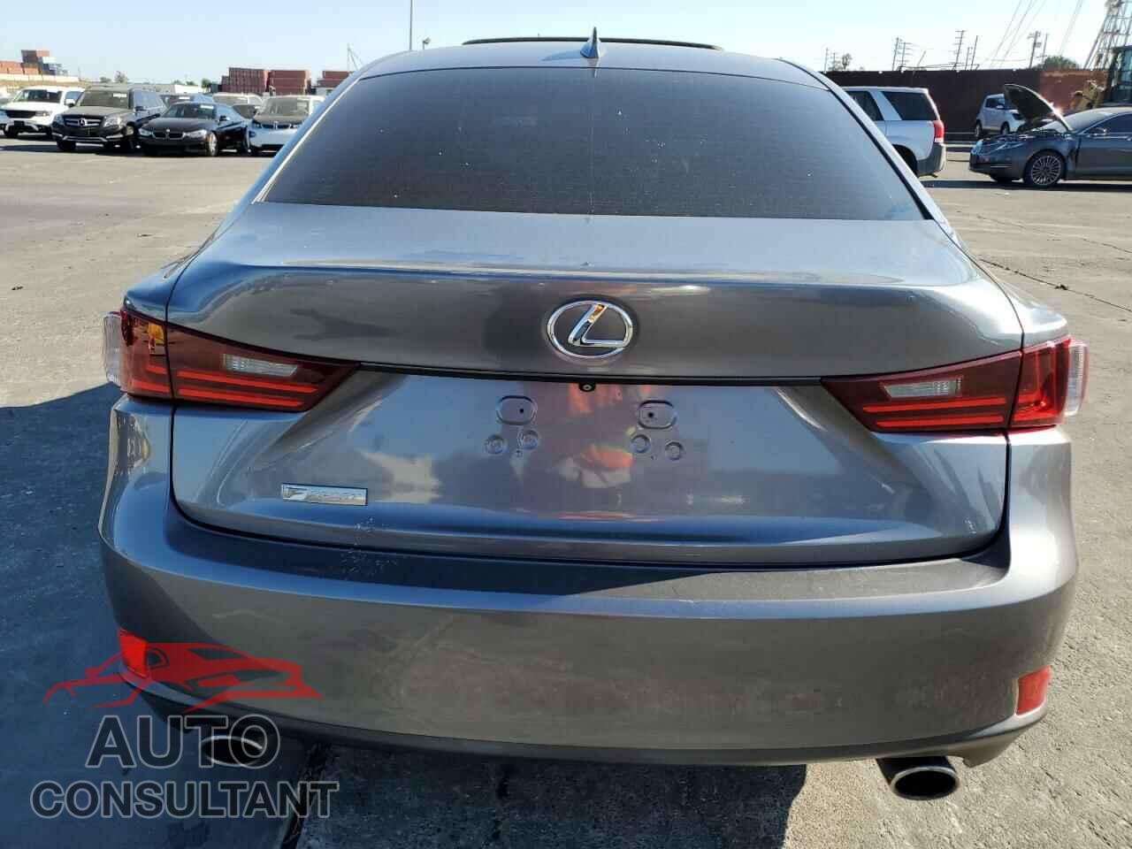 LEXUS IS 2015 - JTHBF1D28F5063043