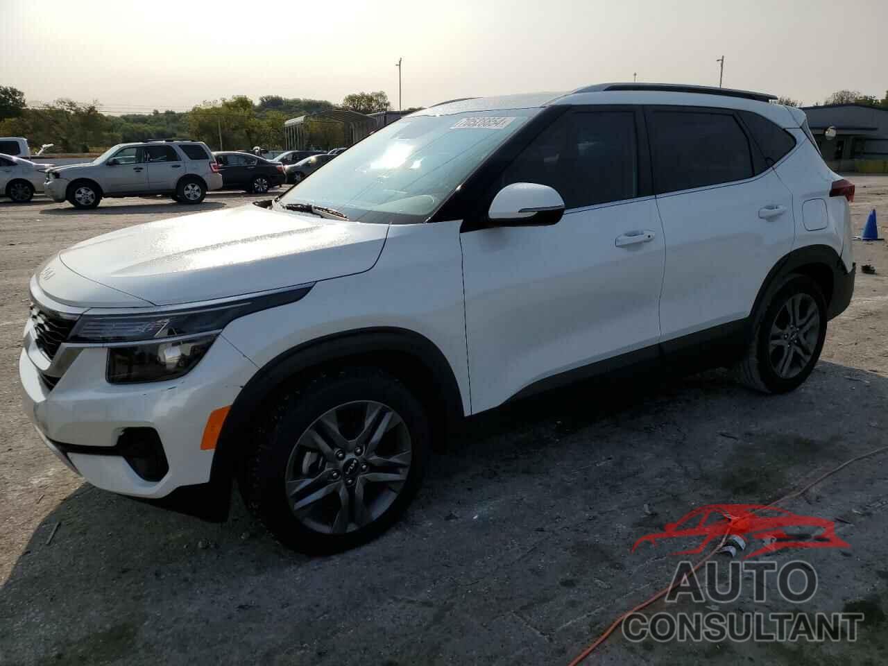 KIA SELTOS 2023 - KNDEU2AA7P7446757