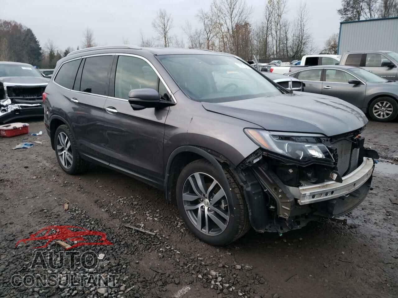 HONDA PILOT 2017 - 5FNYF6H95HB084644