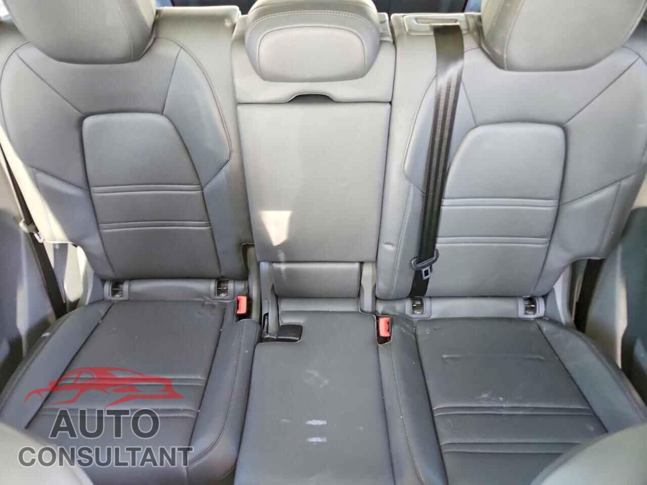 PORSCHE CAYENNE 2019 - WP1AE2AY1KDA51653