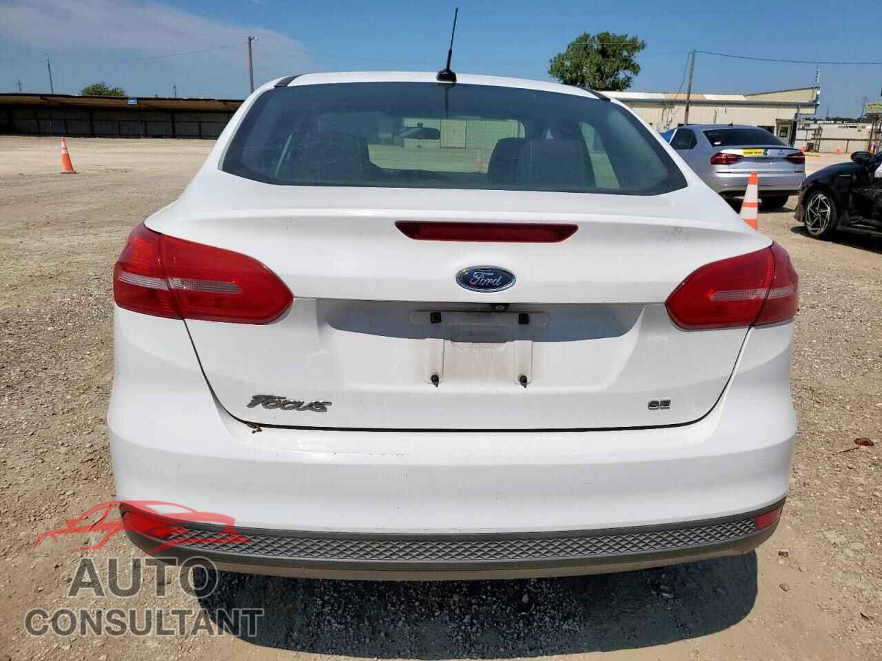 FORD FOCUS 2017 - 1FADP3F24HL249537