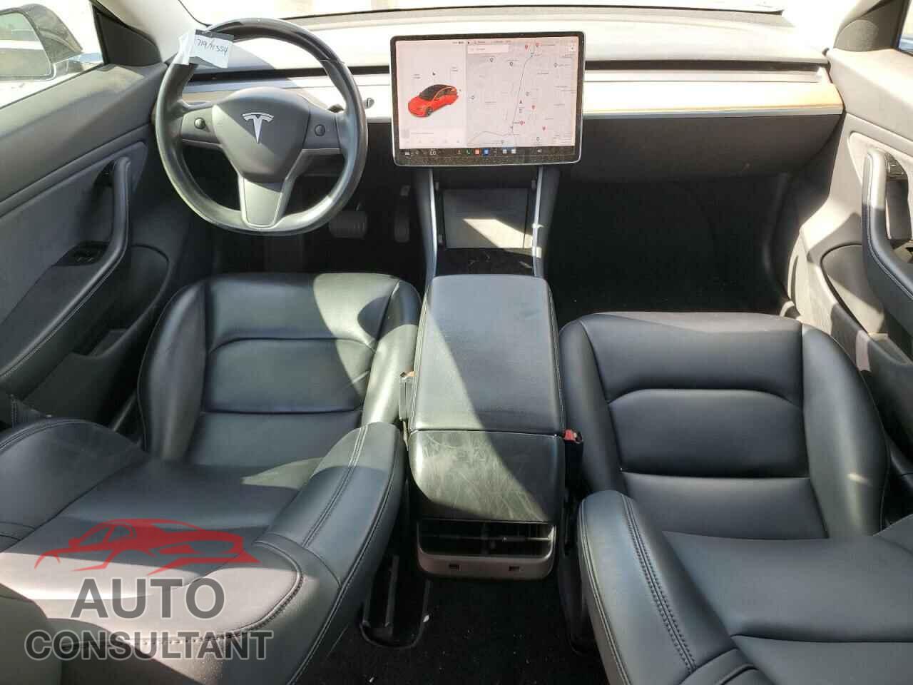 TESLA MODEL 3 2019 - 5YJ3E1EA3KF323856