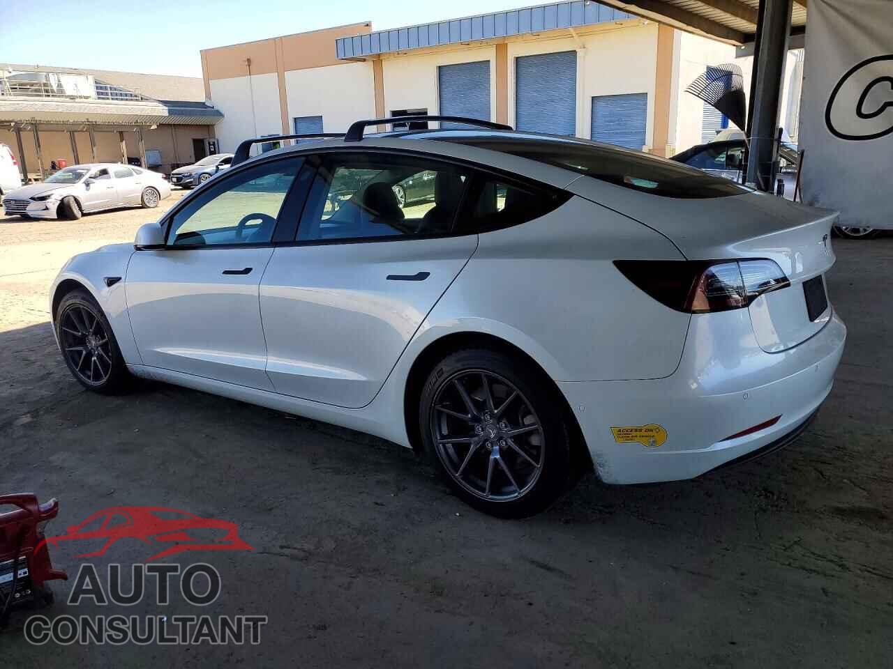TESLA MODEL 3 2021 - 5YJ3E1EA2MF074789
