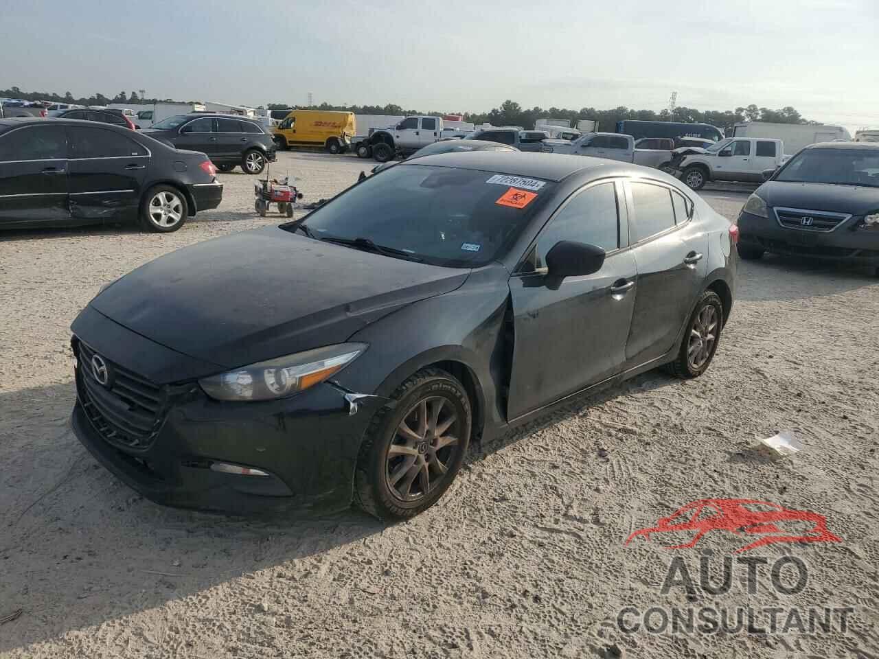 MAZDA 3 2018 - 3MZBN1U79JM196197