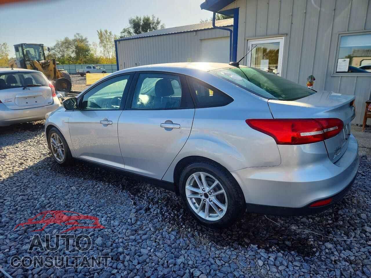 FORD FOCUS 2017 - 1FADP3F27HL243571