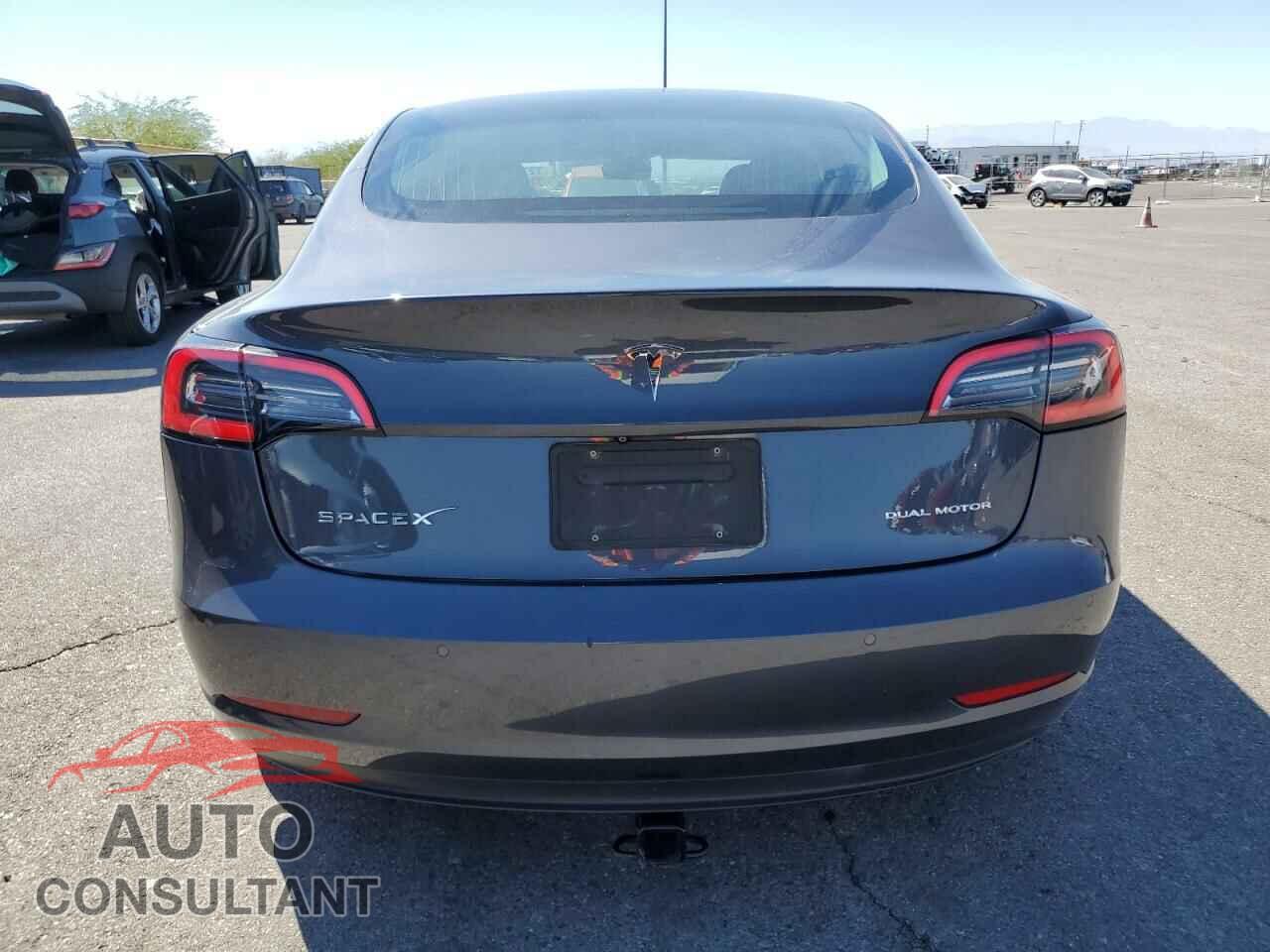 TESLA MODEL 3 2019 - 5YJ3E1EBXKF521567